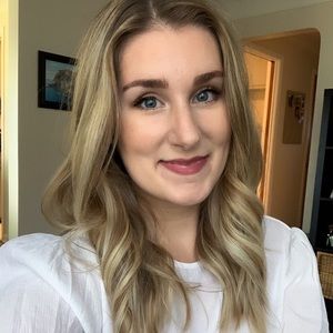 ✨ Hi - I’m Deanna! ✨